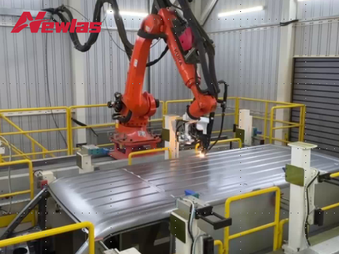 车顶&后盖&流水槽激光钎焊解决方案 车顶&后盖&流水槽激光钎焊解决方案