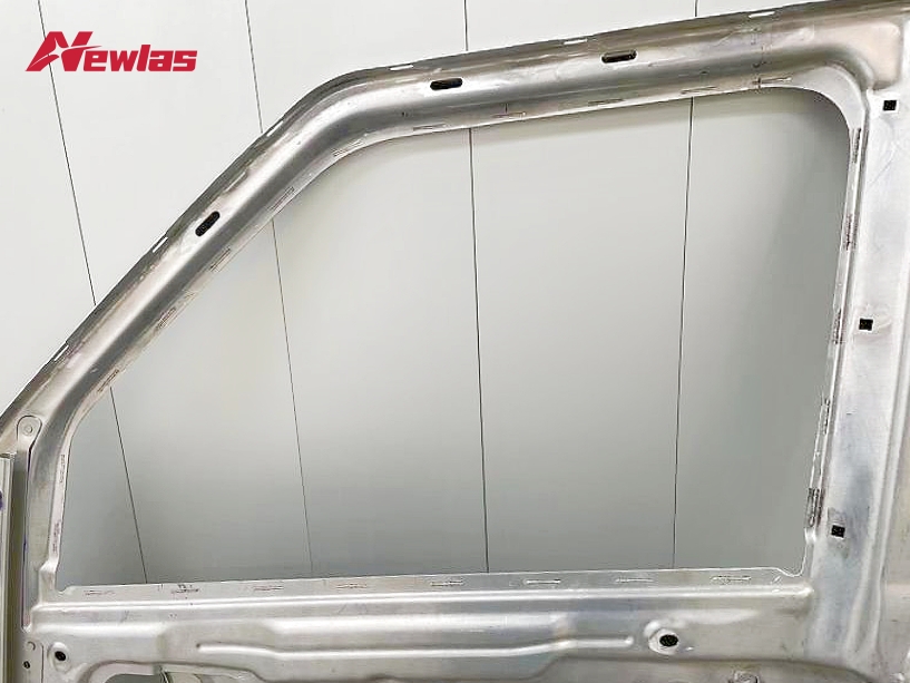 车门&底板激光飞行焊解决方案 车门&底板激光飞行焊解决方案